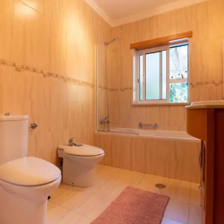 Casa Toupeira Apartment *